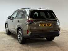 Subaru Forester i e-Boxer Touring 