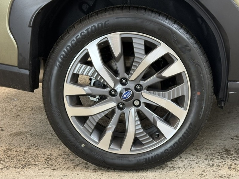 Subaru 2.0 i e-Boxer Touring SUV 5dr Petrol Hybrid Lineartronic 4WD Euro 6 (s/s) (136 ps)