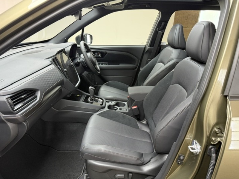 Subaru 2.0 i e-Boxer Touring SUV 5dr Petrol Hybrid Lineartronic 4WD Euro 6 (s/s) (136 ps)