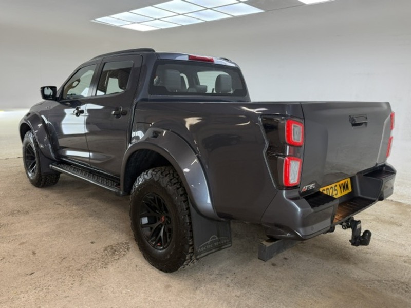 Isuzu 1.9 TD Arctic Trucks AT35 Pickup Double Cab 4dr Diesel Auto 4WD Euro 6 (s/s) (164 ps)