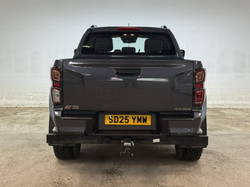 Isuzu 1.9 TD Arctic Trucks AT35 Pickup Double Cab 4dr Diesel Auto 4WD Euro 6 (s/s) (164 ps)