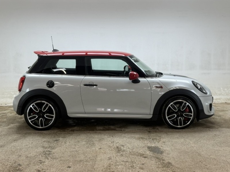 MINI 2.0 John Cooper Works Hatchback 3dr Petrol Auto Euro 6 (s/s) (231 ps)