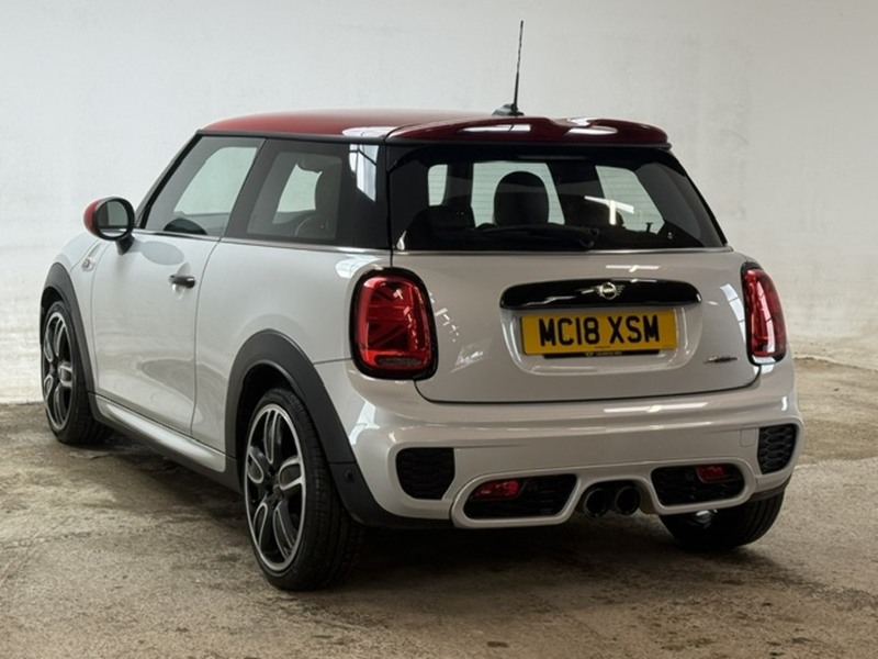 MINI 2.0 John Cooper Works Hatchback 3dr Petrol Auto Euro 6 (s/s) (231 ps)