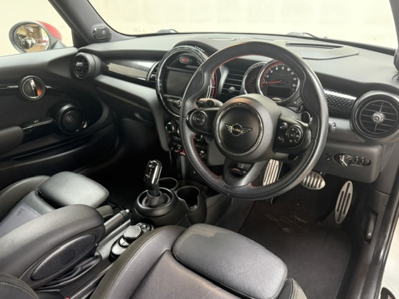 MINI 2.0 John Cooper Works Hatchback 3dr Petrol Auto Euro 6 (s/s) (231 ps)