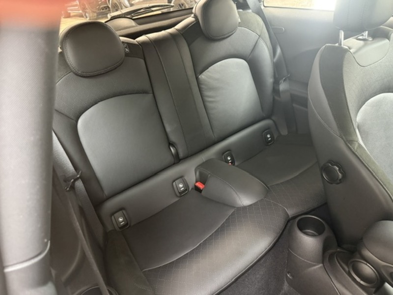MINI 2.0 John Cooper Works Hatchback 3dr Petrol Auto Euro 6 (s/s) (231 ps)