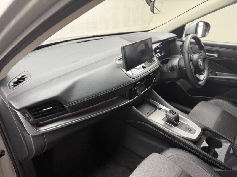Nissan 1.3 DIG-T MHEV N-Connecta SUV 5dr Petrol Hybrid XTRON Euro 6 (s/s) (158 ps)