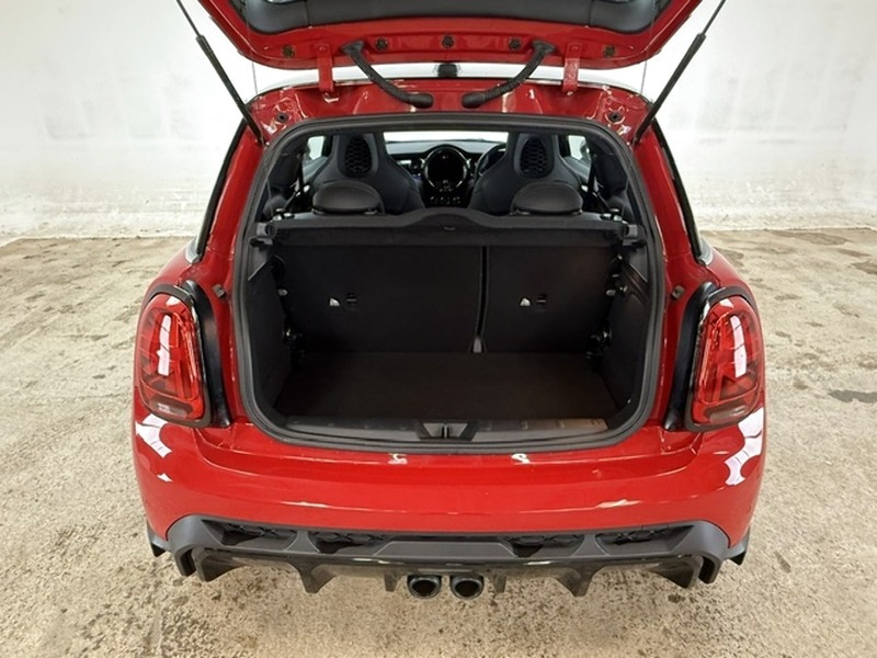 MINI 2.0 Cooper S Sport Hatchback 3dr Petrol Steptronic Euro 6 (s/s) (178 ps)