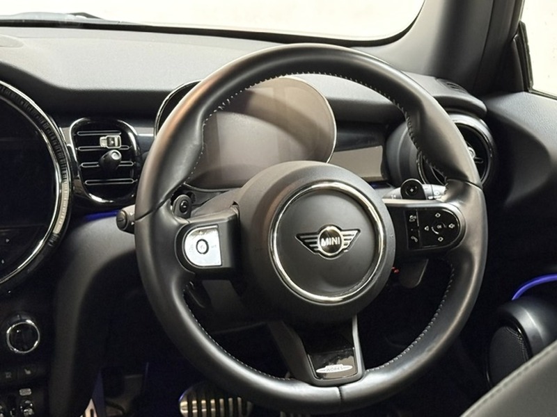MINI 2.0 Cooper S Sport Hatchback 3dr Petrol Steptronic Euro 6 (s/s) (178 ps)