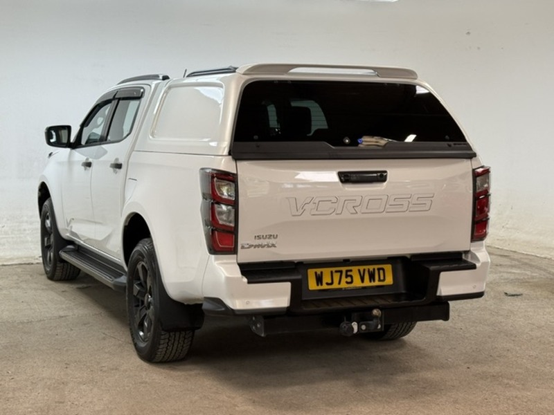 Isuzu 1.9 TD V-Cross Pickup Double Cab 4dr Diesel Manual 4WD Euro 6 (s/s) (164 ps)