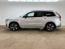Volvo XC90 B5 MHEV R-Design 