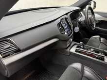 Volvo XC90 B5 MHEV R-Design 