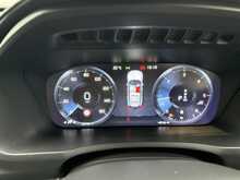 Volvo XC90 B5 MHEV R-Design 
