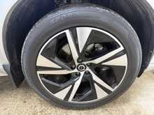 Volvo XC90 B5 MHEV R-Design 