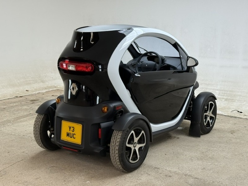 Renault Dynamique Coupe Electric Auto Battery Lease (18 ps)