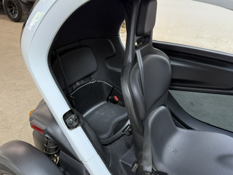 Renault Dynamique Coupe Electric Auto Battery Lease (18 ps)