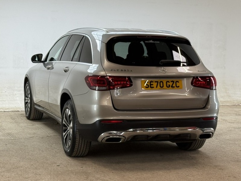 Mercedes-Benz 2.0 GLC220d Sport SUV 5dr Diesel G-Tronic+ 4MATIC Euro 6 (s/s) (194 ps)