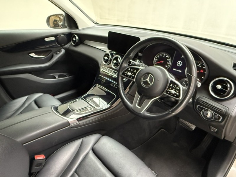 Mercedes-Benz 2.0 GLC220d Sport SUV 5dr Diesel G-Tronic+ 4MATIC Euro 6 (s/s) (194 ps)