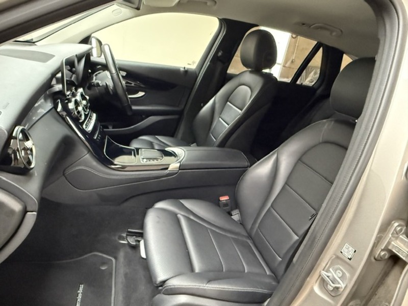 Mercedes-Benz 2.0 GLC220d Sport SUV 5dr Diesel G-Tronic+ 4MATIC Euro 6 (s/s) (194 ps)