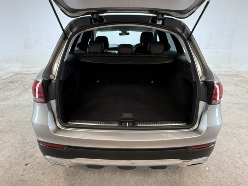 Mercedes-Benz 2.0 GLC220d Sport SUV 5dr Diesel G-Tronic+ 4MATIC Euro 6 (s/s) (194 ps)