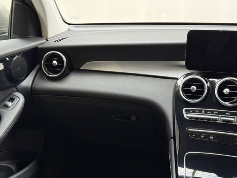 Mercedes-Benz 2.0 GLC220d Sport SUV 5dr Diesel G-Tronic+ 4MATIC Euro 6 (s/s) (194 ps)