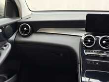 Mercedes-Benz GLC GLC220d Sport 