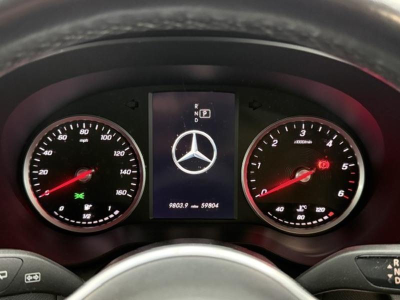 Mercedes-Benz 2.0 GLC220d Sport SUV 5dr Diesel G-Tronic+ 4MATIC Euro 6 (s/s) (194 ps)