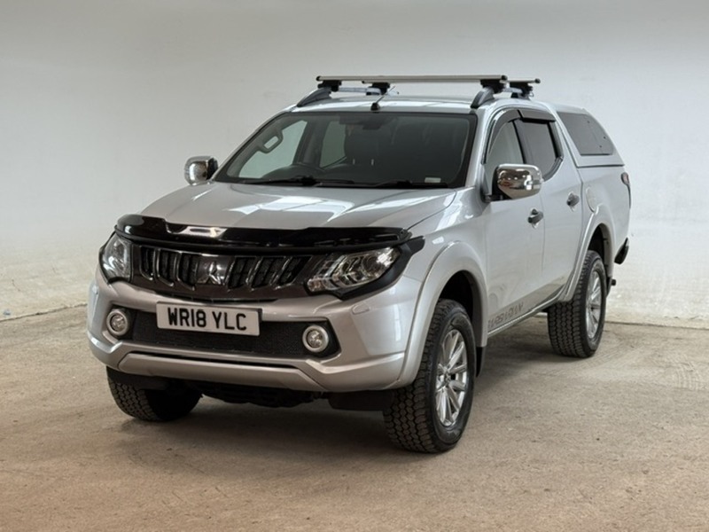 Mitsubishi 2.4 DI-D DC Barbarian Pickup Double Cab 4dr Diesel Manual 4WD Euro 6 (178 ps)