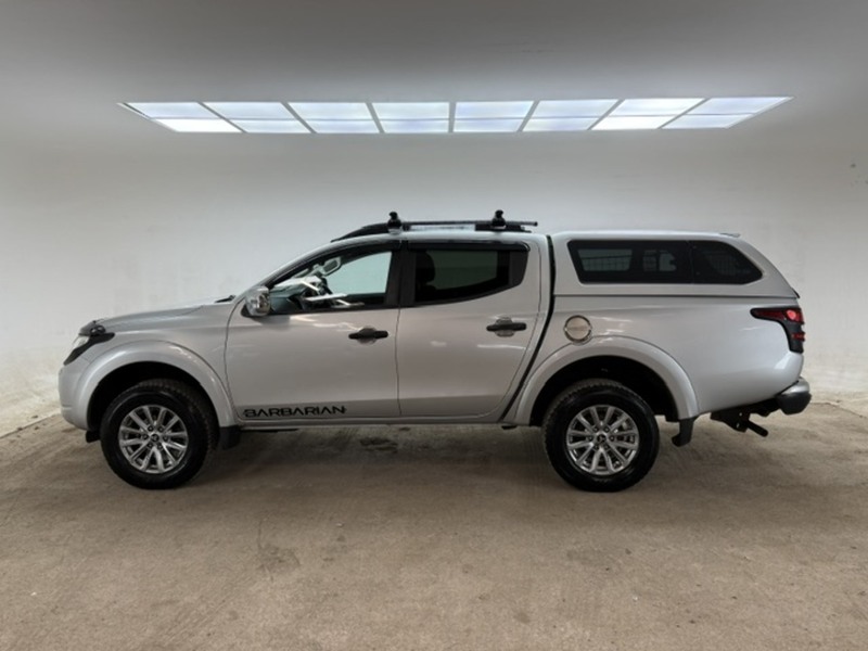 Mitsubishi 2.4 DI-D DC Barbarian Pickup Double Cab 4dr Diesel Manual 4WD Euro 6 (178 ps)