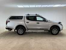 Mitsubishi L200 DI-D DC Barbarian 