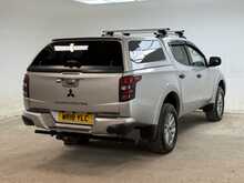 Mitsubishi L200 DI-D DC Barbarian 