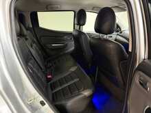 Mitsubishi L200 DI-D DC Barbarian 