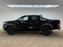 Toyota Hilux D-4D Invincible X 