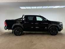 Toyota Hilux D-4D Invincible X 
