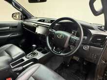 Toyota Hilux D-4D Invincible X 