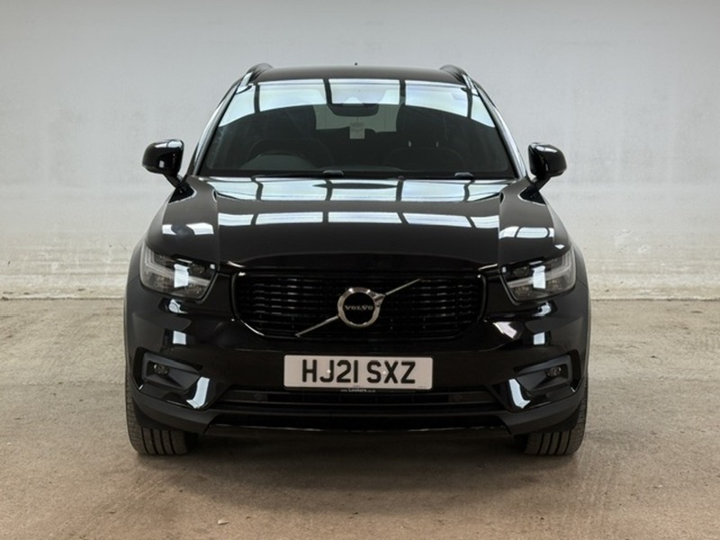 Volvo 1.5 T3 R-Design Pro SUV 5dr Petrol Auto Euro 6 (s/s) (163 ps)