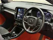 Volvo XC40 T3 R-Design Pro 