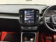 Volvo XC40 T3 R-Design Pro 