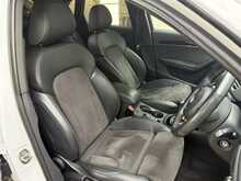 Audi Q3 TDI Black Edition 