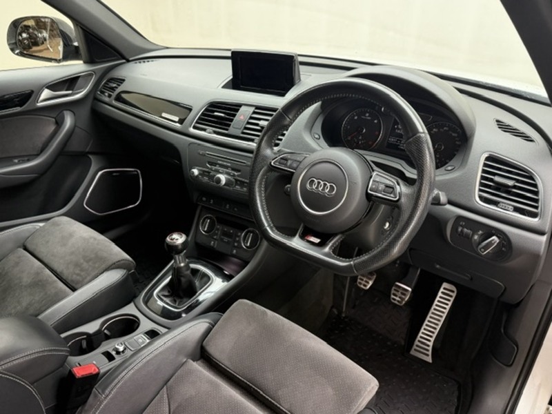 Audi 2.0 TDI Black Edition SUV 5dr Diesel Manual quattro Euro 6 (s/s) (150 ps)