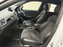 Audi Q3 TDI Black Edition 