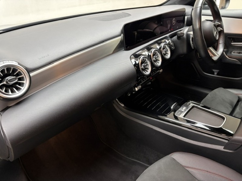 Mercedes-Benz 1.3 A200h MHEV AMG Line (Executive) Saloon 4dr Petrol Hybrid 7G-DCT Euro 6 (s/s) (177 ps)