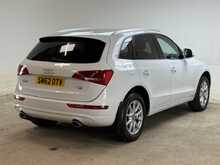 Audi Q5 TFSI SE 