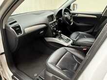 Audi Q5 TFSI SE 