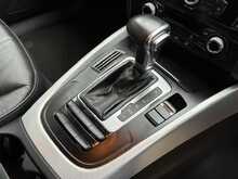 Audi Q5 TFSI SE 