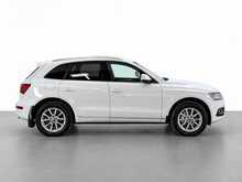 Audi Q5 TFSI SE 