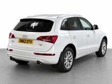 Audi Q5 TFSI SE 