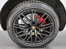 Porsche Macan T V6 GTS 