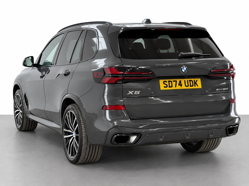 BMW 3.0 30d MHT M Sport SUV 5dr Diesel Hybrid Steptronic xDrive Euro 6 (s/s) (298 ps)