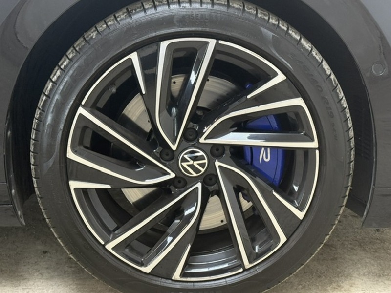 Volkswagen 2.0 TSI R Shooting Brake 5dr Petrol DSG 4Motion Euro 6 (s/s) (320 ps)