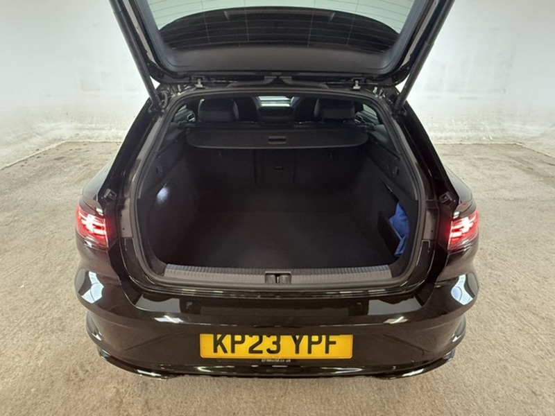 Volkswagen 2.0 TSI R Shooting Brake 5dr Petrol DSG 4Motion Euro 6 (s/s) (320 ps)